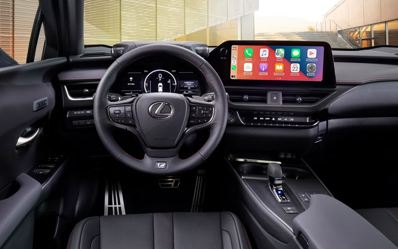 2023 Lexus UX Technology